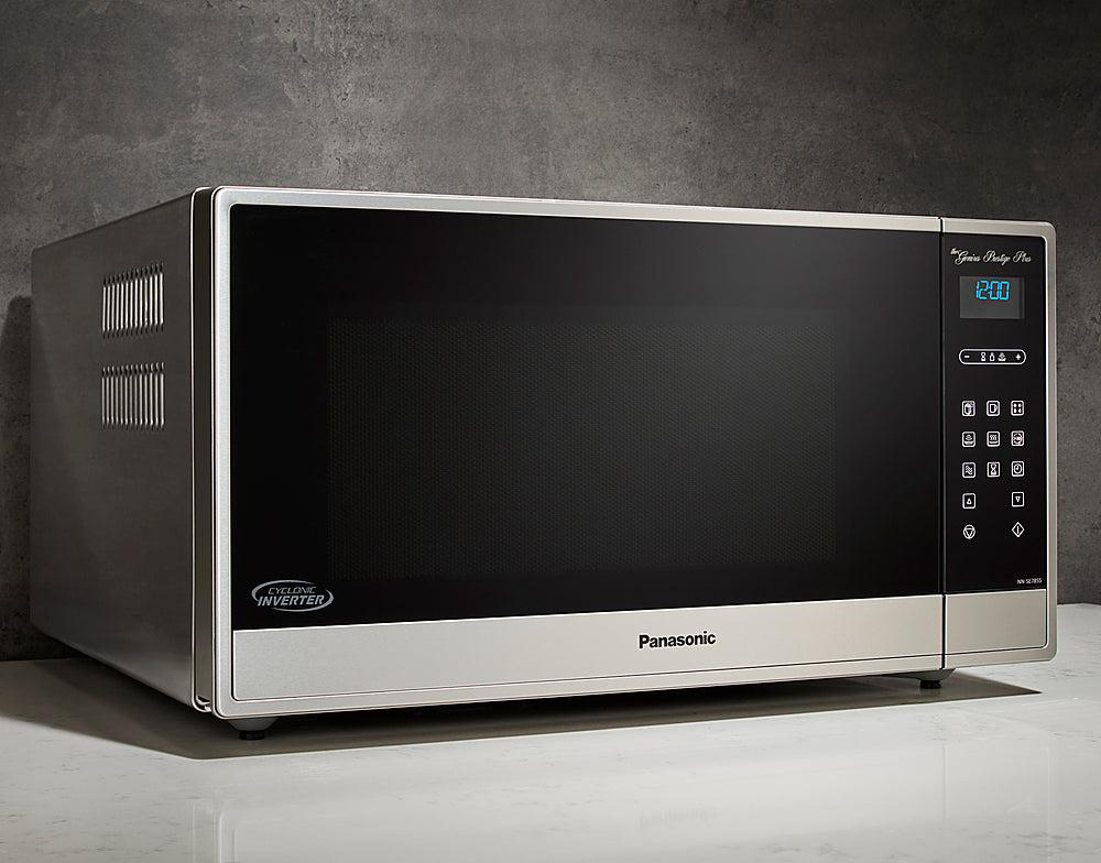 Panasonic NN-SE785S Review: Cutting-Edge Microwave Tech