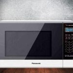 Panasonic NN-SN67HS: Compact Powerhouse Microwave