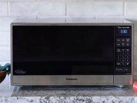 Panasonic NN-SN77HS Review: Top Microwave Features!