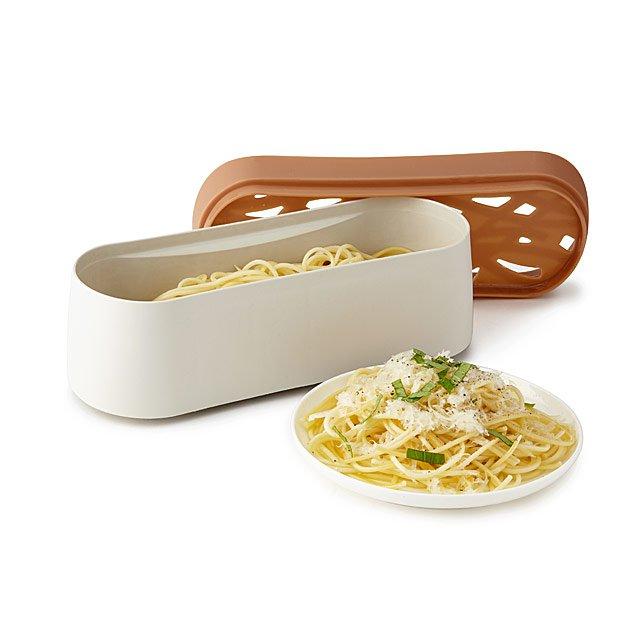 Microwave Pasta Cooker: Speedy Gourmet at Home!