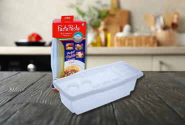 Microwave Plate Cover With Built-In Strainer: Steam & Strain!