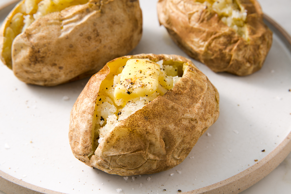 Microwave Baked Potato: Quick and Easy Perfect Spuds