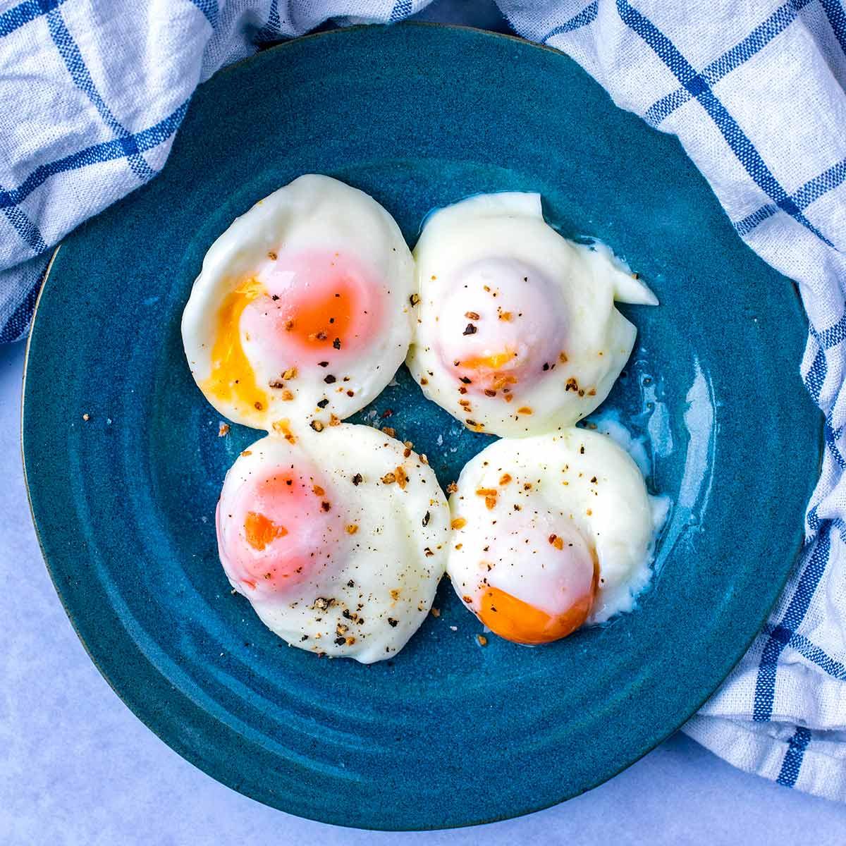 Microwave Poached Eggs: Quick, Easy & Perfect Every Time