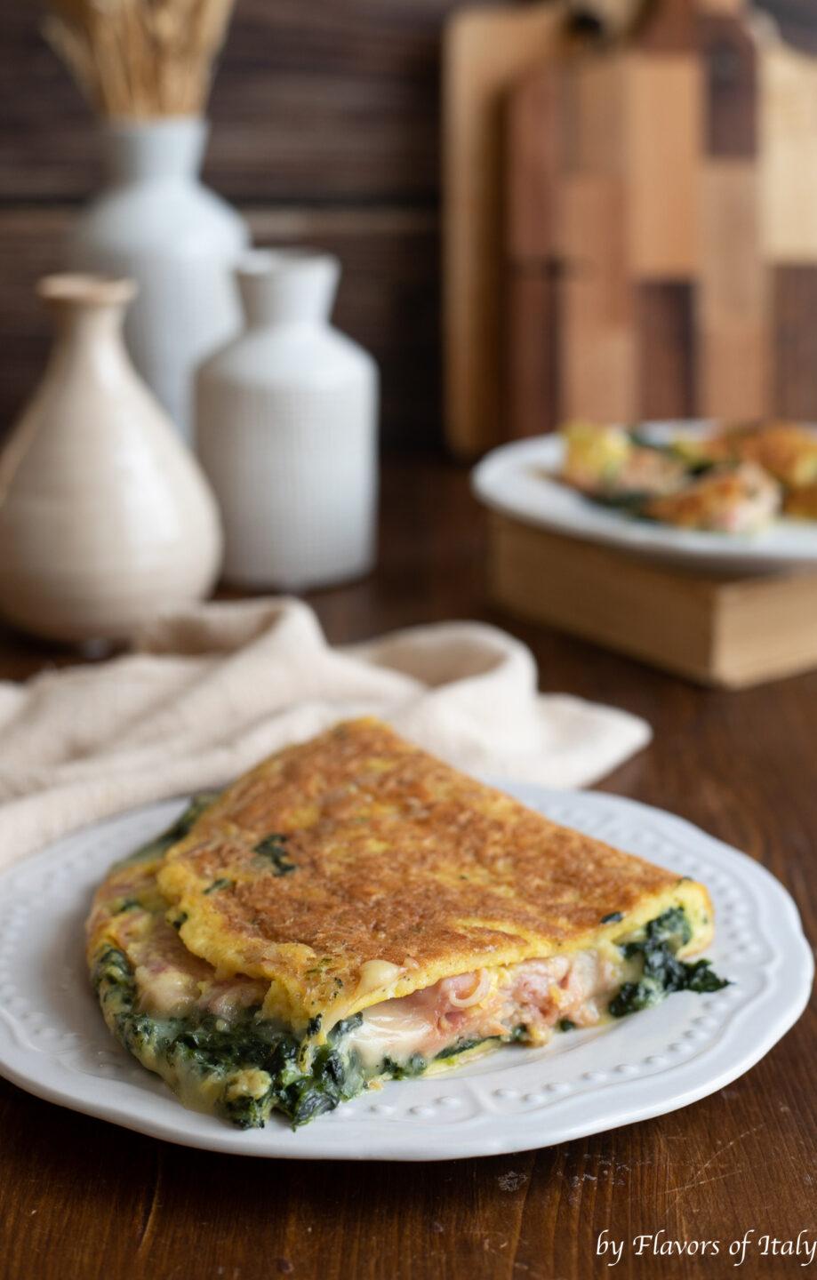 Microwave Spinach And Cheese Omelet: Quick & Healthy Breakfast